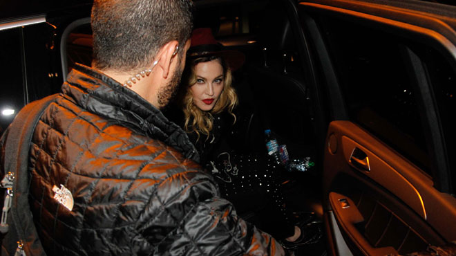 Actu-people-Madonna-une-voiture-de-police-pour-echapper-aux-embouteillages-a-Londres
